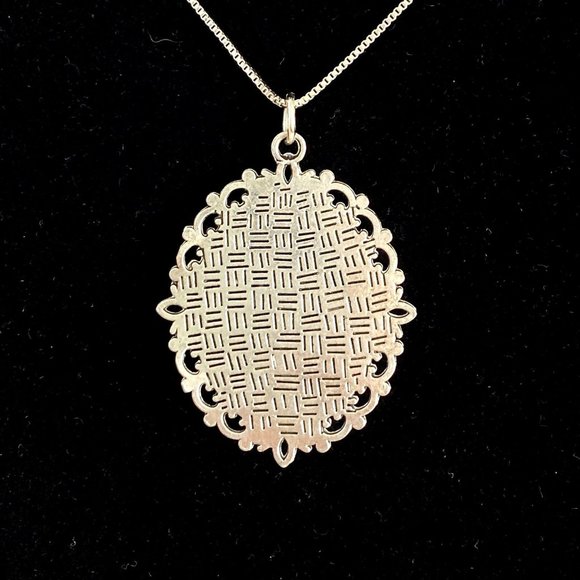 Luminous Butterflies Under Glass Pendant Orange Blue Silvertone Necklace 29.5” - Picture 3 of 6